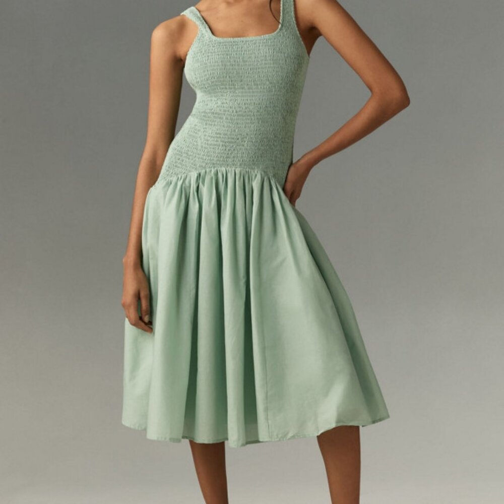 ✨ NWT Hutch Green Smocked Drop-Waist Midi Dress ✨ - Picture 2 of 11